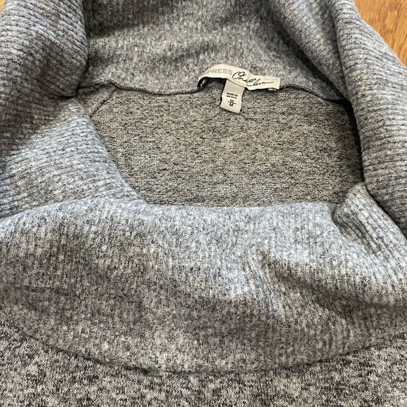 Express. Medium. Cowl neck sweater - Picture 10 of 10